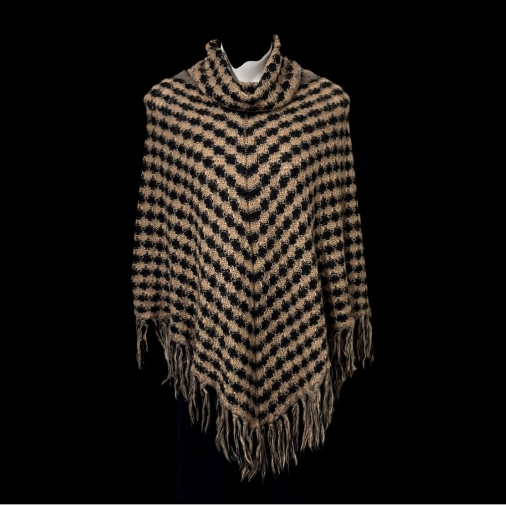 Big Buddha Cowl Turtle Neck Knit Tan Gold Black Pattern Fringe Sweater Poncho